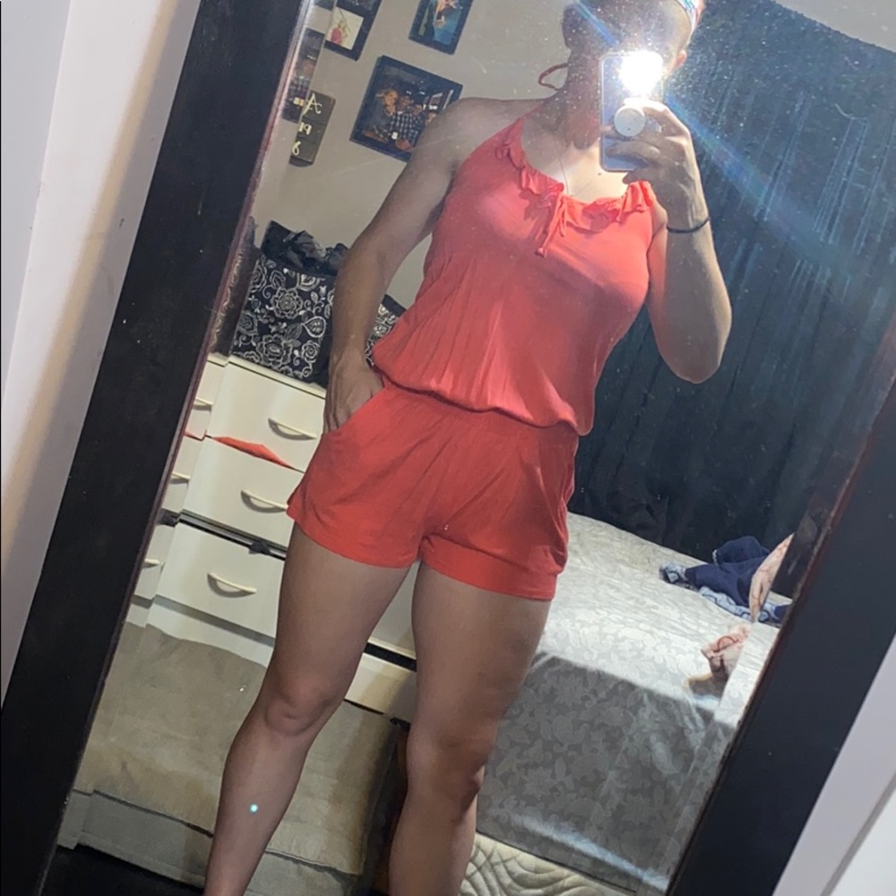 EXPRESS MEDIUM CORAL ROMPER W/ POCKETS
